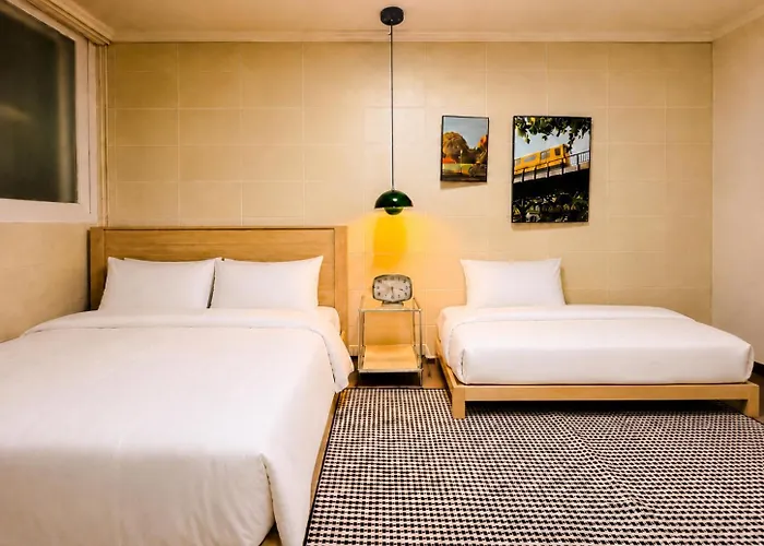 Appartement 11 Hongik Univ Station, 15 Minutes From Itaewon, Mangwon Market, Hapjeong, Single Accommodation, Fully Furnished Seoel